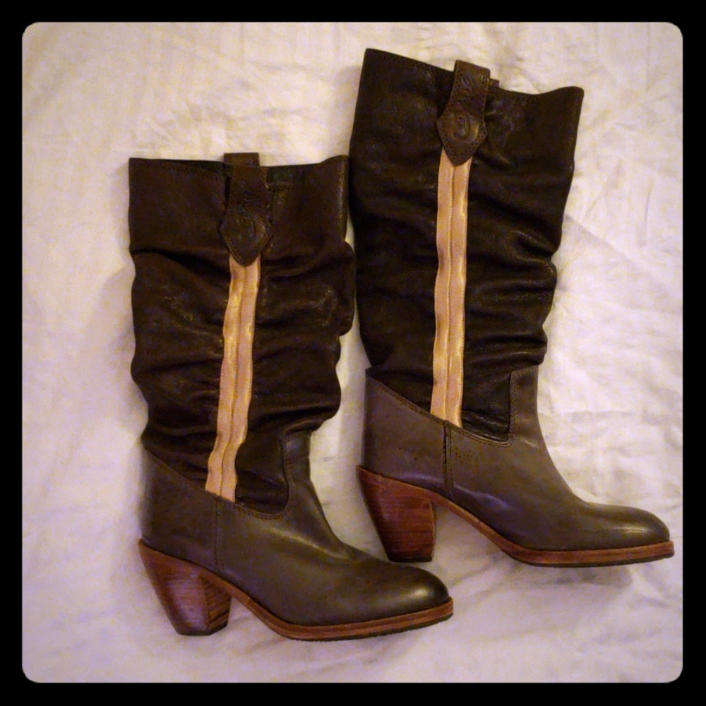 Diesel mid-calf slouchy leather boots sz. 37
